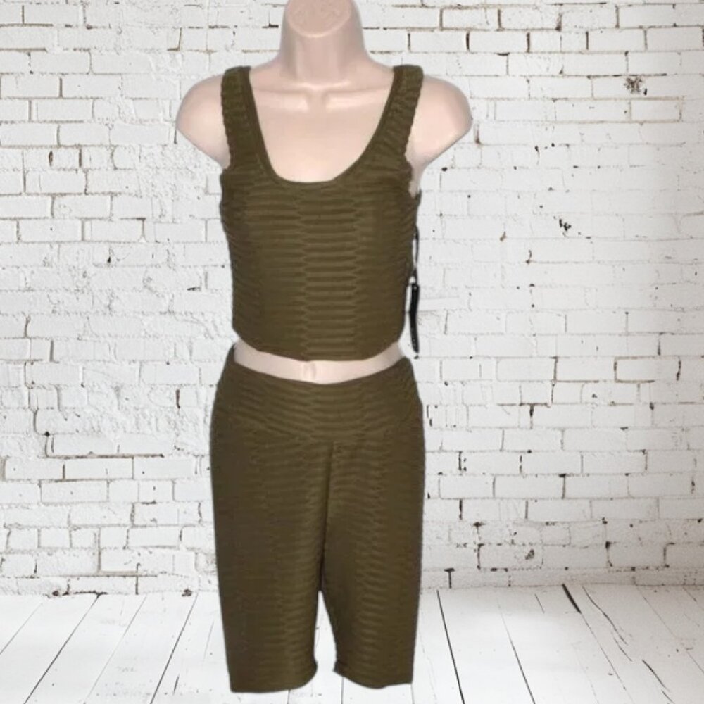 NWT Ellie & Kate Crop Tank Top & Bermuda Short Set Olive Green SZ M
